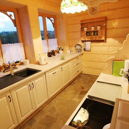 Villa Bazatatry Polaniorka - Countryside House *